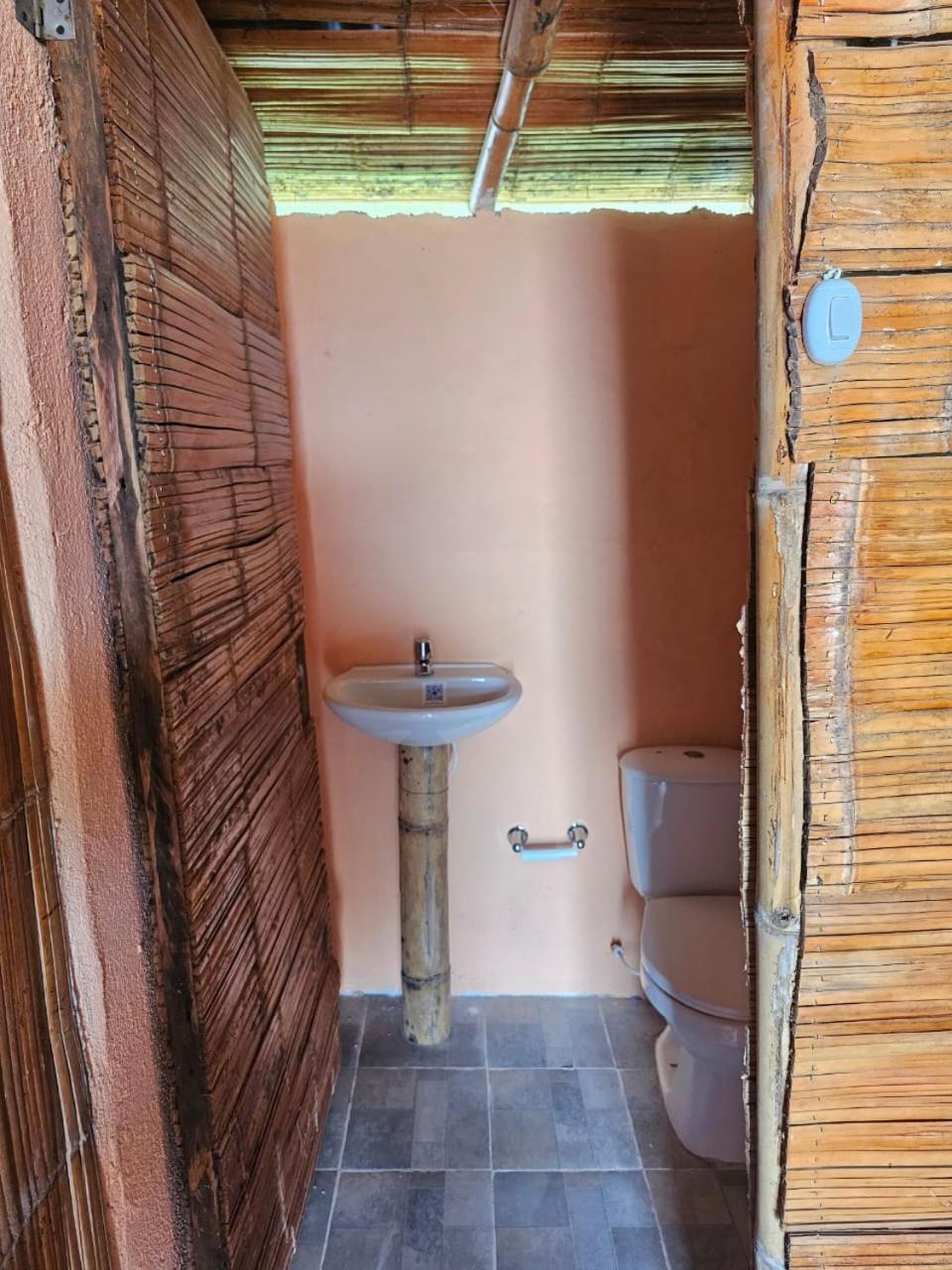 Estadero Los Hoyos Villavieja Kültér fotó