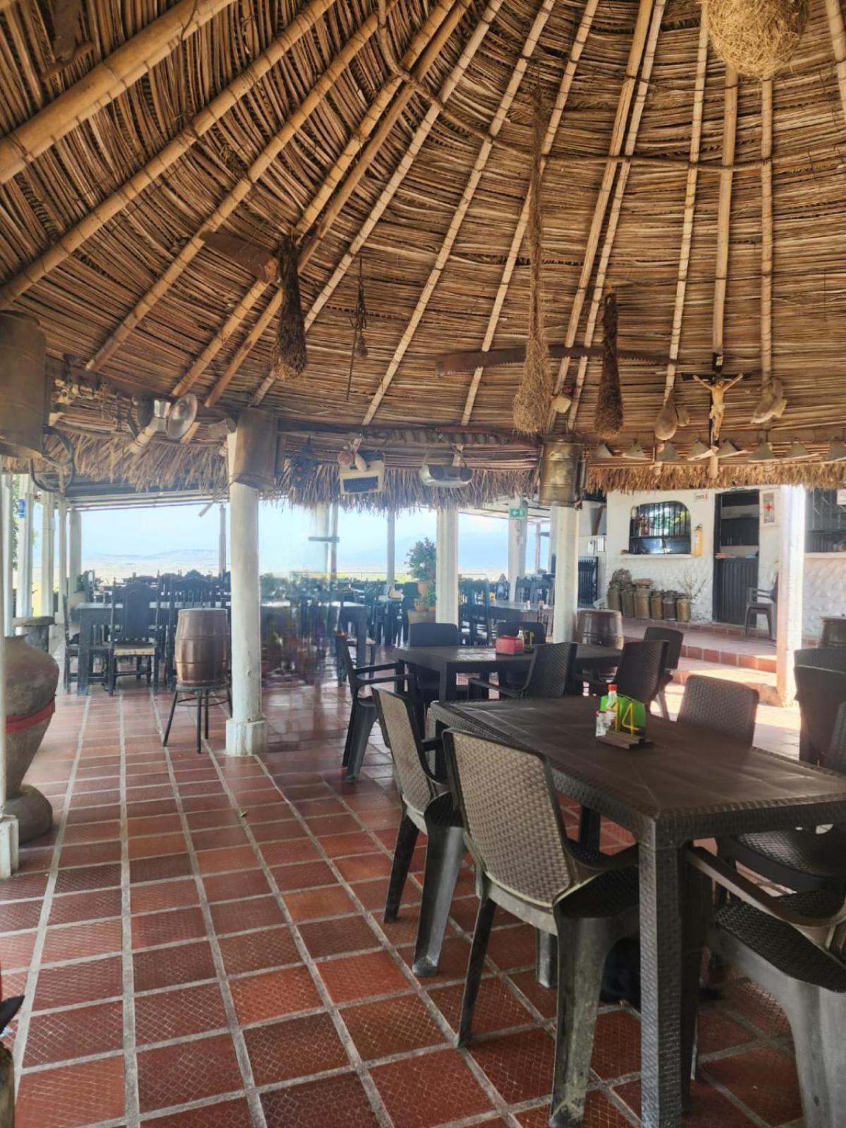 Estadero Los Hoyos Villavieja Kültér fotó